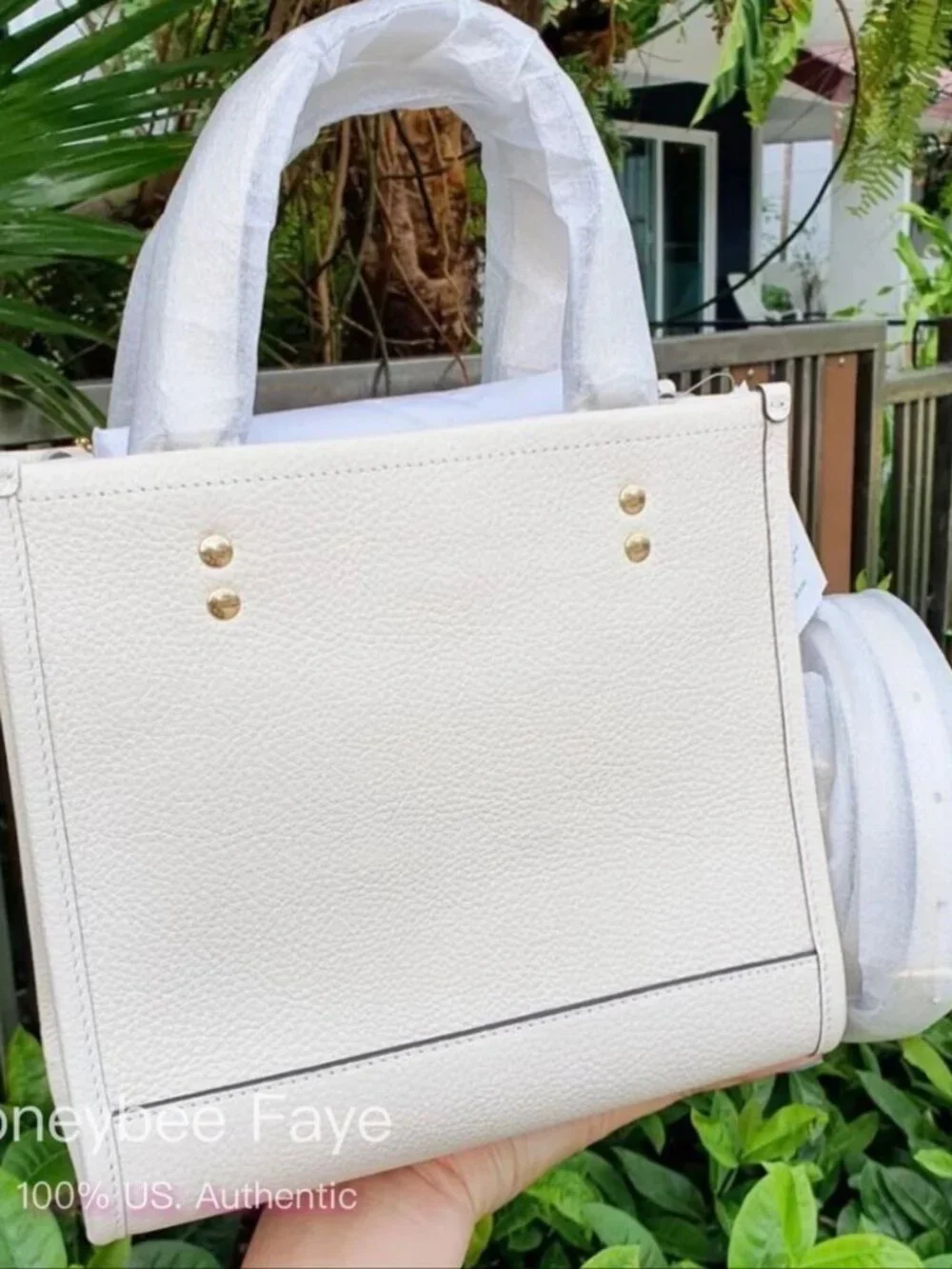 NWT Coach Dempsey Tote 22 Pebble Leather CO971 Chalk